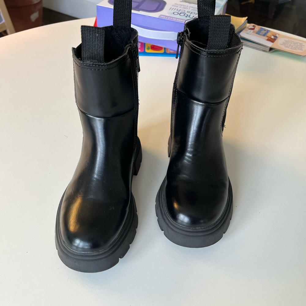 H&M CHELSEA BOOTS
